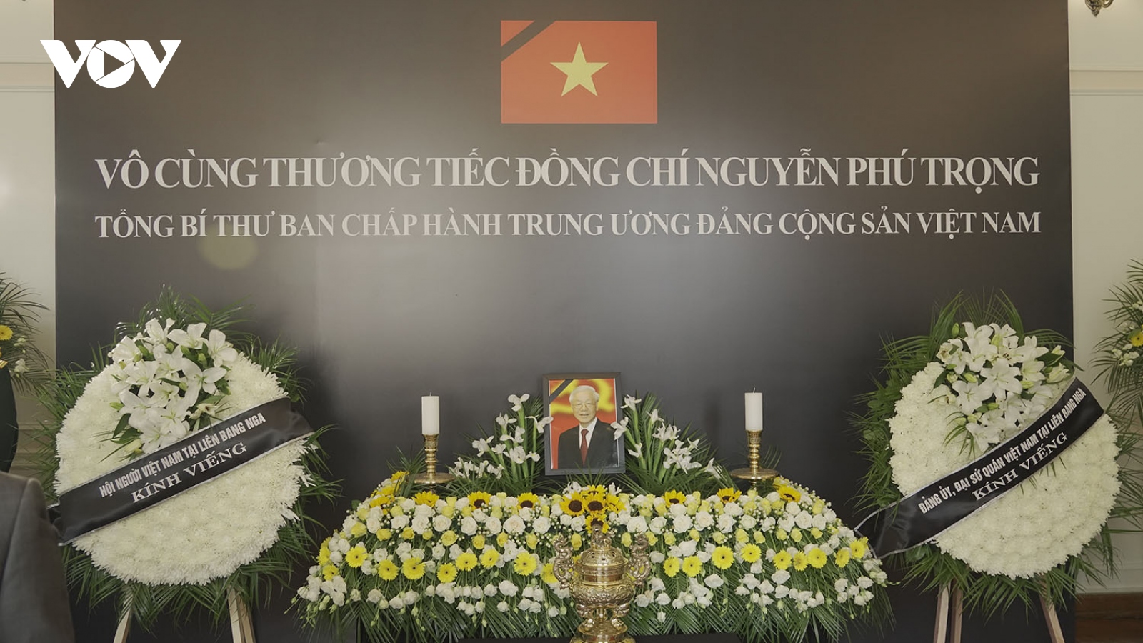 Bạn bè quốc tế và người Việt tại LB Nga tiếc thương Tổng Bí thư Nguyễn Phú Trọng